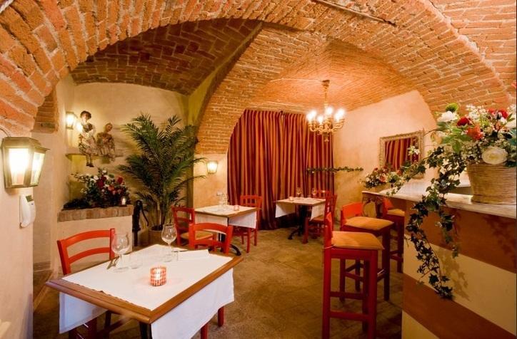 Il Paladino Panzió Sciolze Kültér fotó
